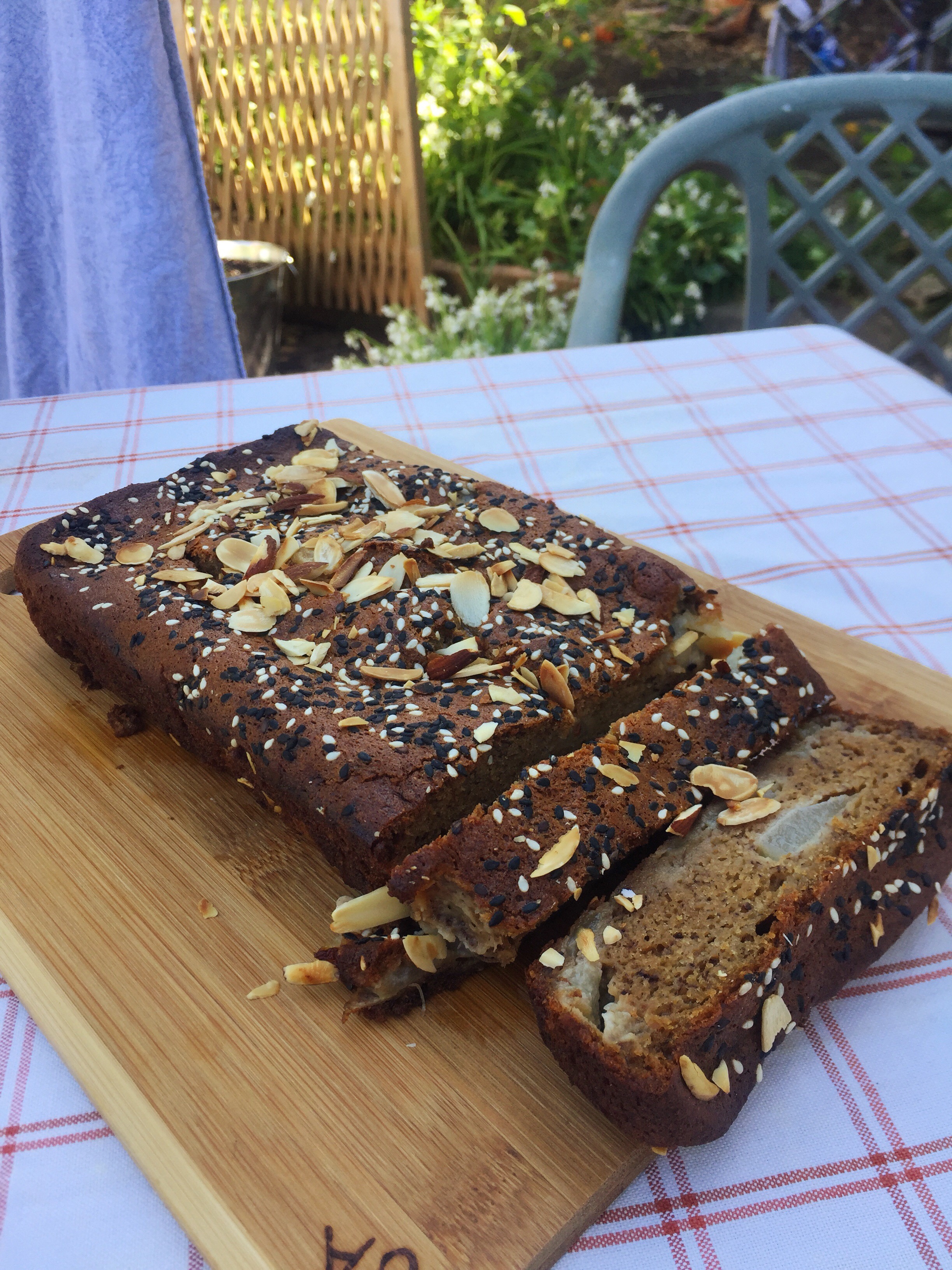 pear-tahini-banana-bread-3